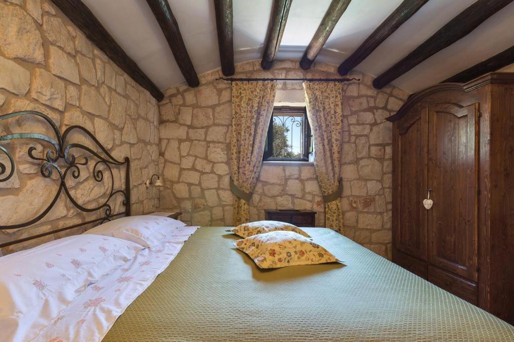 Apartamento Trullo Dei Messapi Ceglie Messapica Exterior foto