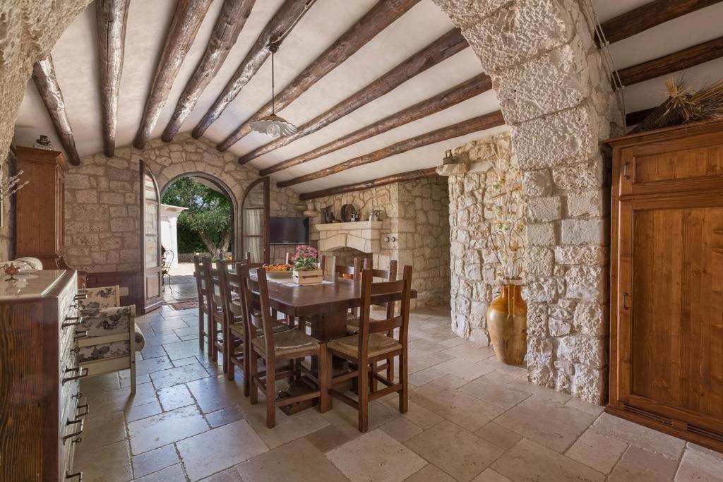 Apartamento Trullo Dei Messapi Ceglie Messapica Exterior foto