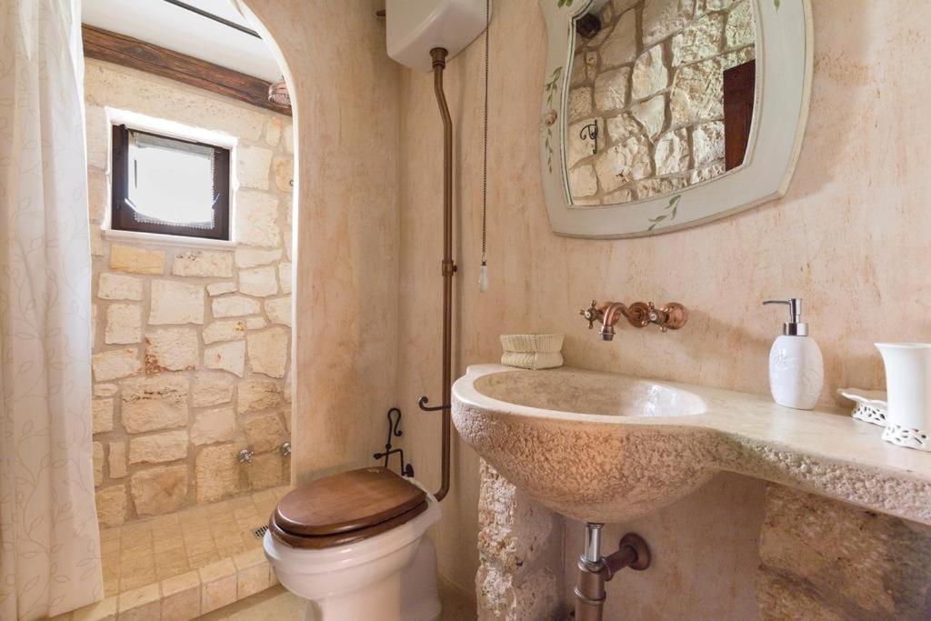 Apartamento Trullo Dei Messapi Ceglie Messapica Exterior foto